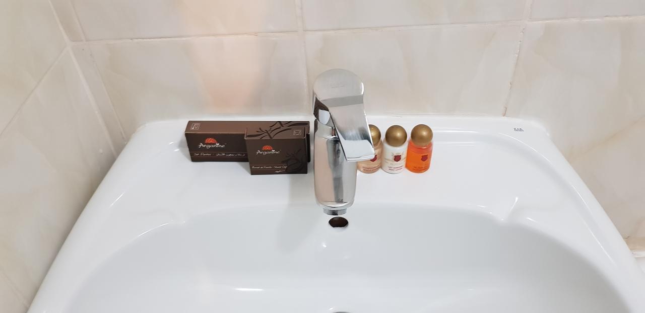 Hotel La Rose Blanche Корого Экстерьер фото